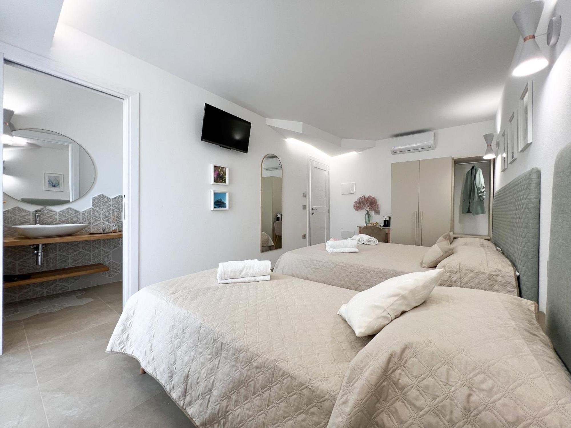 Dicciosu Guest House ブドーニ エクステリア 写真